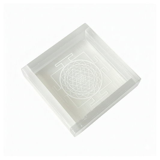 Selenite Charging Plates – Cleanse, Recharge, and Amplify Your Crystal Energy